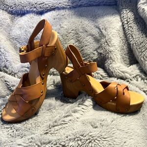 Korks Block Heel Sandals